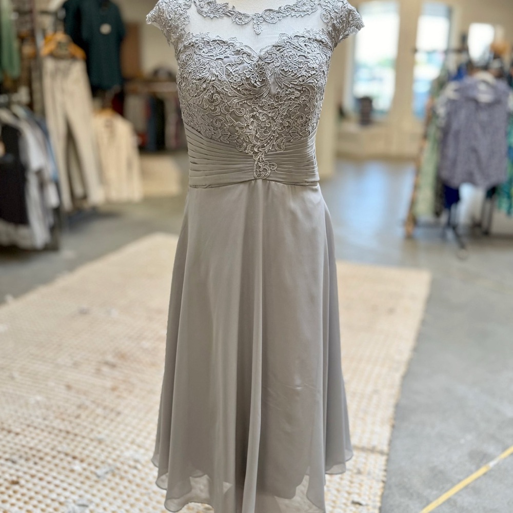 Sophisticated Silver Lace Midi Dress